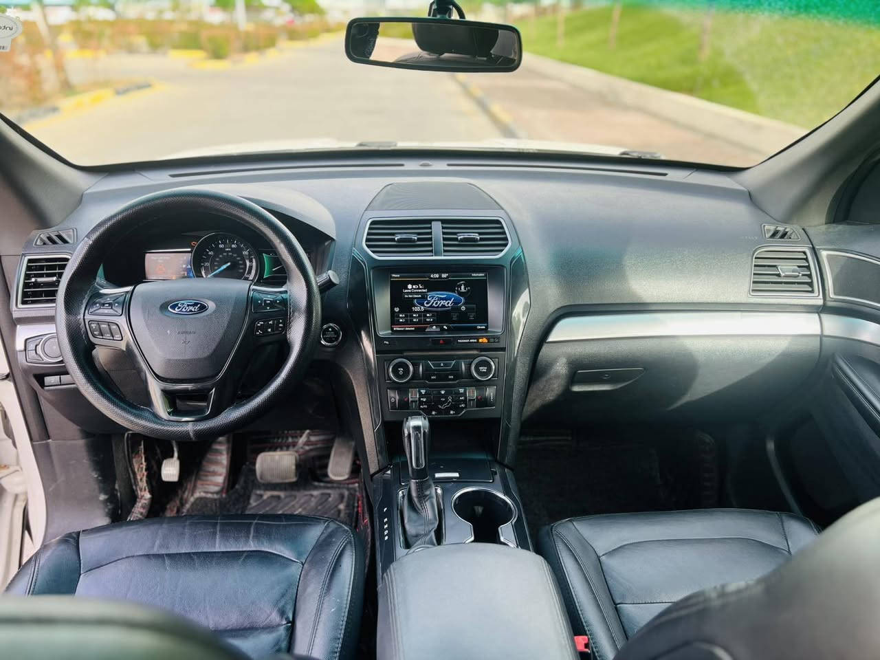 فۆڕت ئێکسپلورا  مۆدێل ( 2016 ) VIP
دبڵ ئەکسل (4X4)
سێی شاشە
فوول موواسەفاتە
تەنها پانۆراما نییە
سنوق کارەبا و شەفتە
دوو سویچی بیلادیی لەگەلە
تەبرید مەرکەزی 
کوشن سارد و گەرم
تەنها (81,000) هەزار ڕۆشتووە
کامل سێرڤزی لە شەریکە بۆ کراوە

سعر : لە کۆمێنت داوای بکە ڕاستەوخۆ بۆت دێت 🤖 

سێی ڕیز کوشن و ناو مەلەکی
سێی پارچەیی بۆیاخ و دوو پەلە سارد 
بێ ناو گرتن بێ ئێرباگ 
سەیارەکە بە ناو خۆمەوەیە 
سەنەویی تا 2030 تازەیە
تب سلێمانی
گۆرینەوە ناکەم

ژمارەی خاوەنەکەی 
***********
