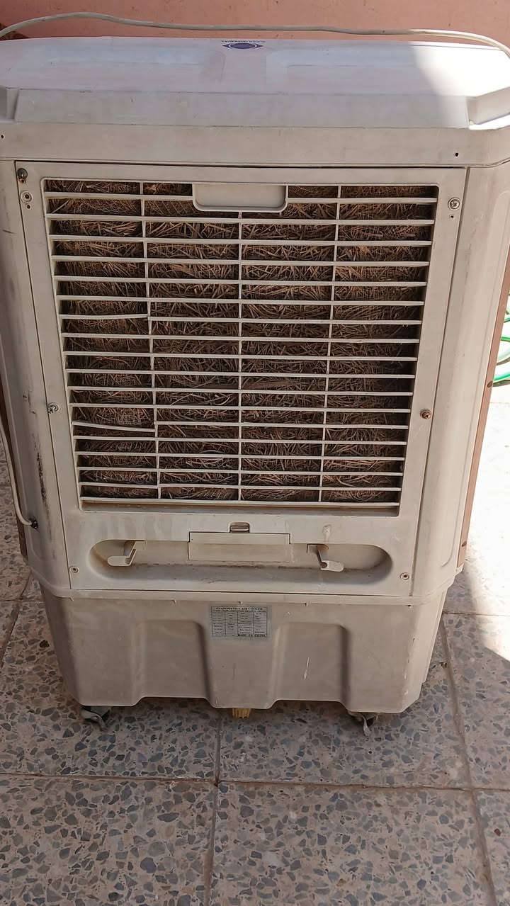 بغداد الراشديه
كونفيرا شغالها 
حجم وسط 
فقط يرادلها تنظيف 
ب ٨٥ الف


**إذا كنت صاحب هذا الإعلان وتريد حذفه لأي سبب، رجاءا أرسل رسالة إلى الدعم الفني**