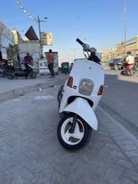 دراجه بوليس البيع بيه صوت اكلجات او دبلات اماميه تعبنات شويه مكينه حلو...