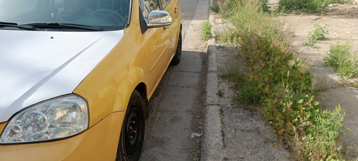 سلام عليكم اوبترا تكسي شركة عامة رقم جديد بغداد باسمي بيها منظومة غاز شغاله حادثها جاملغ وبنيد ودعجه من جوة مكان الاسبير سعر 58 وبيها مجال ***********
