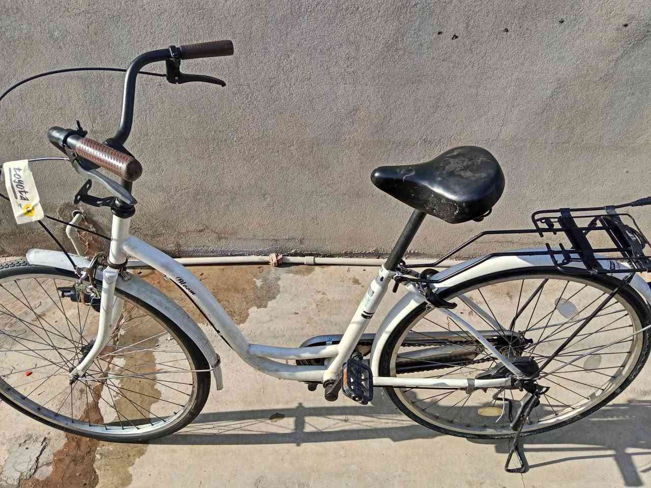 بايسكلات لبيع الشراي يجي خاص او واتساب الرقم ***********
