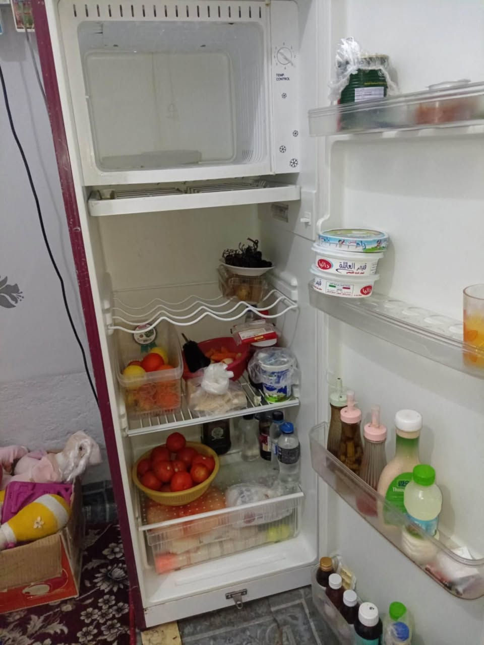 السلام عليكم غراض للبيع كلمن وسعرا

جهاز cbox الحديث 
ذاكره ٨ رام ١ اندرويد ١١  
يحول الشاشة العادية والتلفزيون الى سمارت انترنيت يوتيوب وغيرها تشغيل برامج الاندرويد سوق بلي     
السعر  30
****************************
زولية ايرانية ثقيله قياس ٣ في ٤
مو تركية
السعر  80
****************************
مجمدة ماطور ياباني مصلحة فريز خارجي  
السعر  90
****************************
ثلاجة كرفت بلادية مامصلحة 
230 لتر  12 قدم 
السعر 200
********الاسعار قفل************
العنوان النجف حي الشهداء والجمعية


**إذا كنت صاحب هذا الإعلان وتريد حذفه لأي سبب، رجاءا أرسل رسالة إلى الدعم الفني**