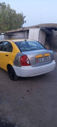 اكسنت للبيع موديل ١١السعر ٧٥وبيها مجال ٠٧٨٣١٣٢٠٦٣٣