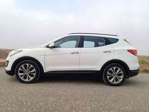 السلام عليكم لبيع سنتافي 2014خليجي محرك 6سلندر 7راكب بيه اربع قطع صبغ كفاله تبديل وضربه رقمه بابل  مشروع وطني تحويل ثاني يوم محرك كير تبريد حداديه تخم تايرات جاهزه لخير مال جناي سياره جديدة السعر 145 الشراي يتصل ***********مكاني العماره
