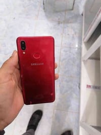 جهاز A10sكلشي شغال بس الشاشه مفطوره ولمسه كلش حلو ب35 07816276386