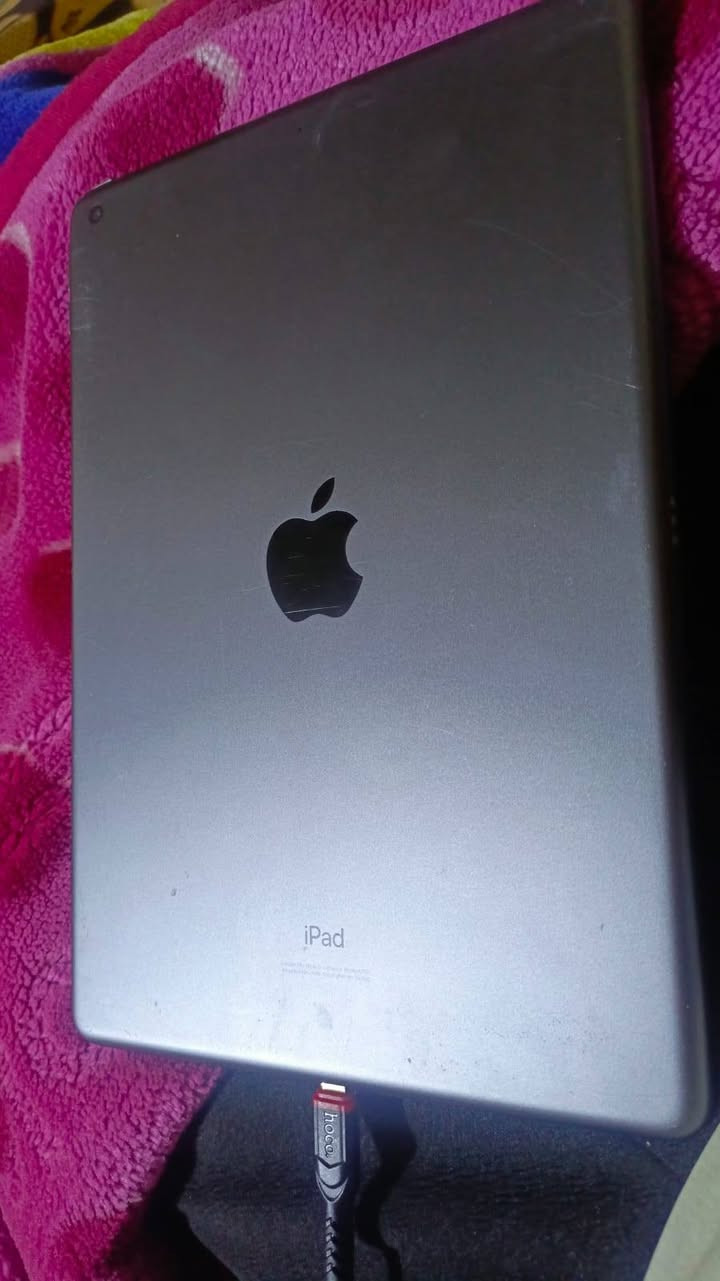 السلام عليكم
Appel 8
مبايل نضيف وكلشي مابي فقط مبدل حساس 
بطاريه ممبدله 
بطاريته 85٪
سعر 125
رقم ***********
بل نجف الاشرف
