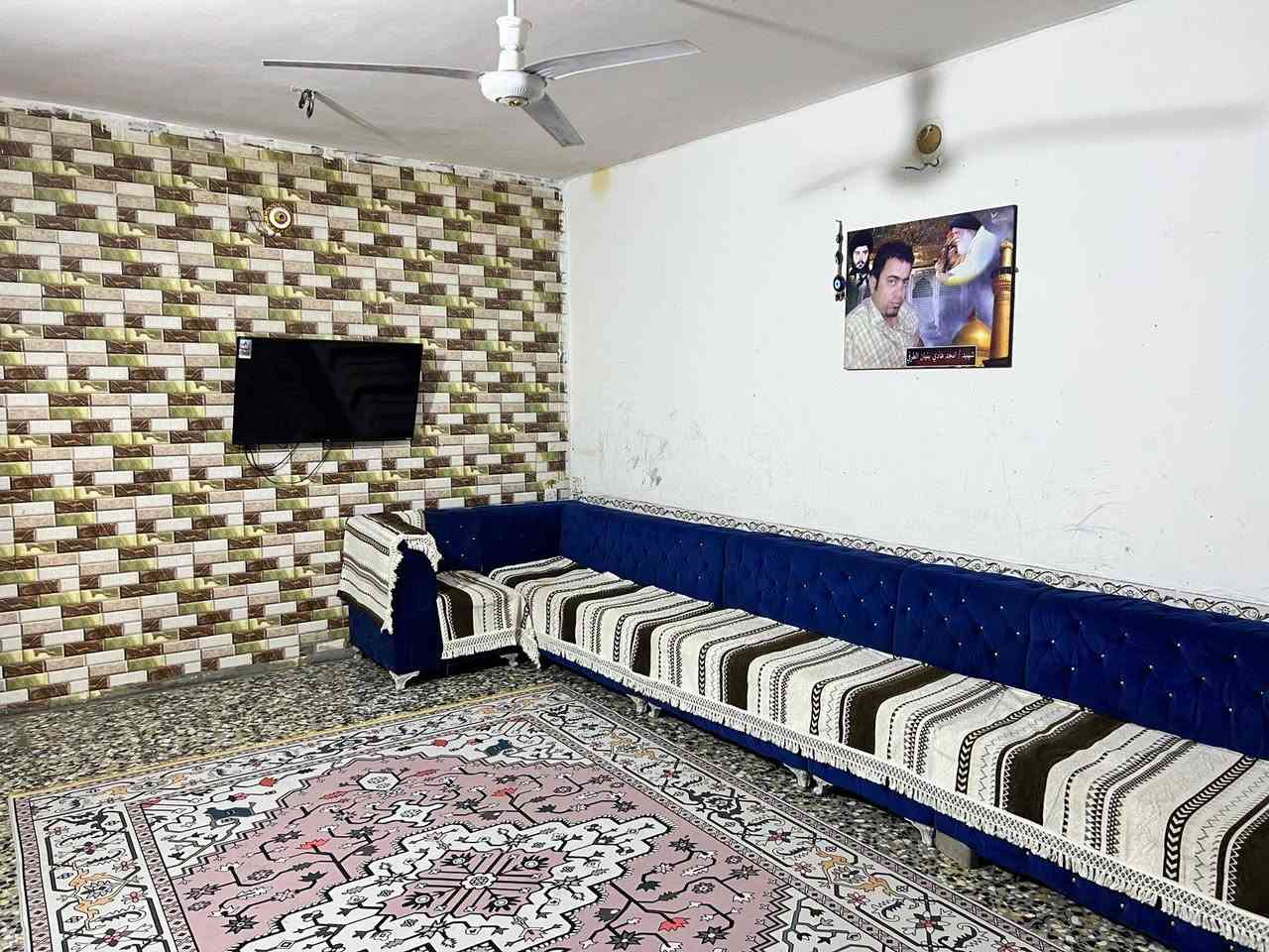 السلام عليكم
الدار للبيع  المساحة 100م طابق واحد  الشعلة شارع ابو الدهن للتفاصيل اكثر التواصل على الخاص او الاتصال على الرقم ***********
