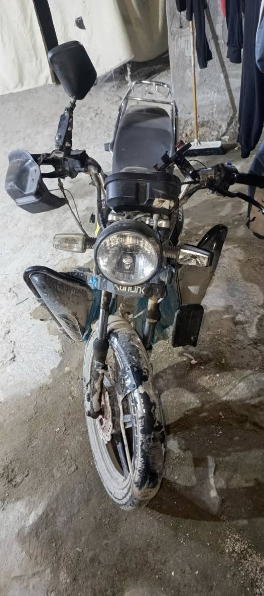 دبلاته الماميه معوجه المكينه ما مفتوح برغي سعره 700 *********** واتساب
