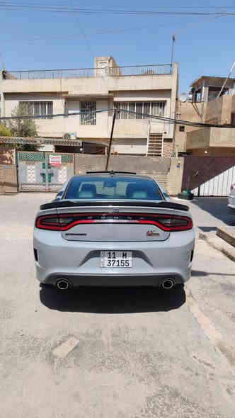 دوج جارجر دايتونا . DAYTON.
الموديل : 2022
المحرك : HEMI . V8 5700
الرقم : بغداد الجديد 
عليها تخم تاير جديد
ماشية 33 ميل
بيها صبغ جاملغ الخلفي و باب مبدل ومصبوغ وصبغ ع كد رصعه بالتكمه مبينه بالصوره مال حادث ايرباك فقط البرده جهة السكن والكشن السكن صور الحادث كدامكم بيها طخات من حادث امريكا مصلحه ع بارد وتكحيل بجم كبس طخه مابي 

المواصفات : 
رادار جانبي 
فتحة سقف ( سلايد )
تشغيل عن بعد
شوتة رياضية
مقاعد خزن وضعيات (ميموري)
LED لايت . منضومه زينون 
كاميرا خلفية
حساسات . 
ويل قياس 20 أنج . 
سستم صوت ALPINE . . 
مقاعد حضن جلد وكنتارا كهربائية . 
المقاعد الأمامية تبريد وتدفئة .
المقاعد الخلفية تدفئة . 
شاشة كبيرة قياس 8.4 أنج . GPS .
ستيرن كهربائي . 
تدفئة ستيرن . 
جناح خلفي ، 
مرآة معتمة للضوء 
وضعيات قياده
مرآة قلابة مع الR  وباقي مواصفات الدايتونا معروفه
للاستفسار ***********
مكانها بغداد الجديده
