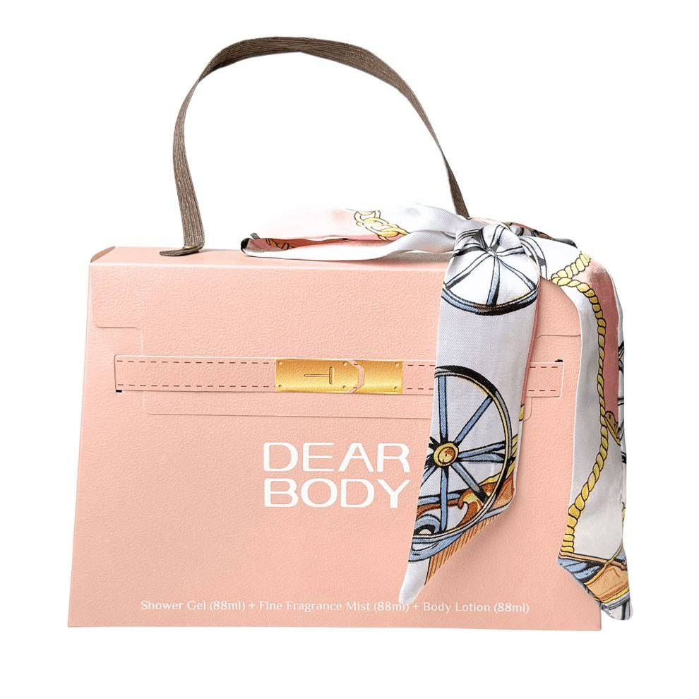 حقيبة 💼 دير بودي DEAR BODY الثلاثيـة 🌷🪐
تحتوي على منتجات للعنايـة بالجسم 🥹
• شاور لطيف وبعطور مختلفـة والعطر مالتة يموت تحسين بانتعاش ونظافـة 🧚🏼‍♀️
• كريم مرطب للجسم يقلل الجفاف وعطرة كلش لطيف ينطي نعومة تجنن ✨
• عطر للجسم بعد الأستحمام للجسم والشعر وحتة الملابس عطرة انثوي 💗🫰
ترهم هدية 🎁 لان مرتبـة وانيقة 👀


**إذا كنت صاحب هذا الإعلان وتريد حذفه لأي سبب، رجاءا أرسل رسالة إلى الدعم الفني**