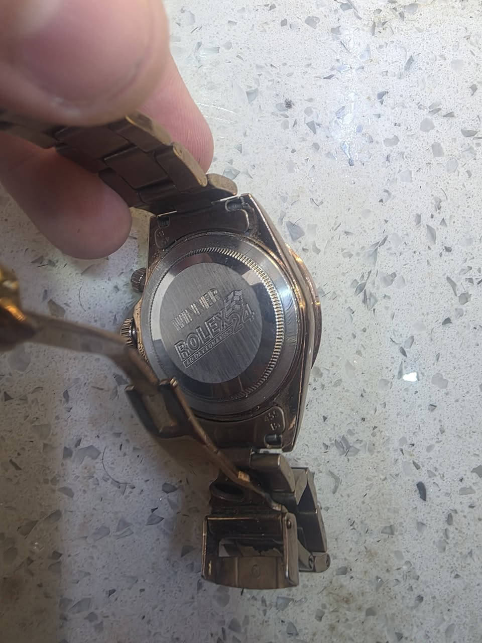 رولكس دايتونا ميكانيكي مختمة سير و قفل و ظهر  متوفر توصيل


**إذا كنت صاحب هذا الإعلان وتريد حذفه لأي سبب، رجاءا أرسل رسالة إلى الدعم الفني**