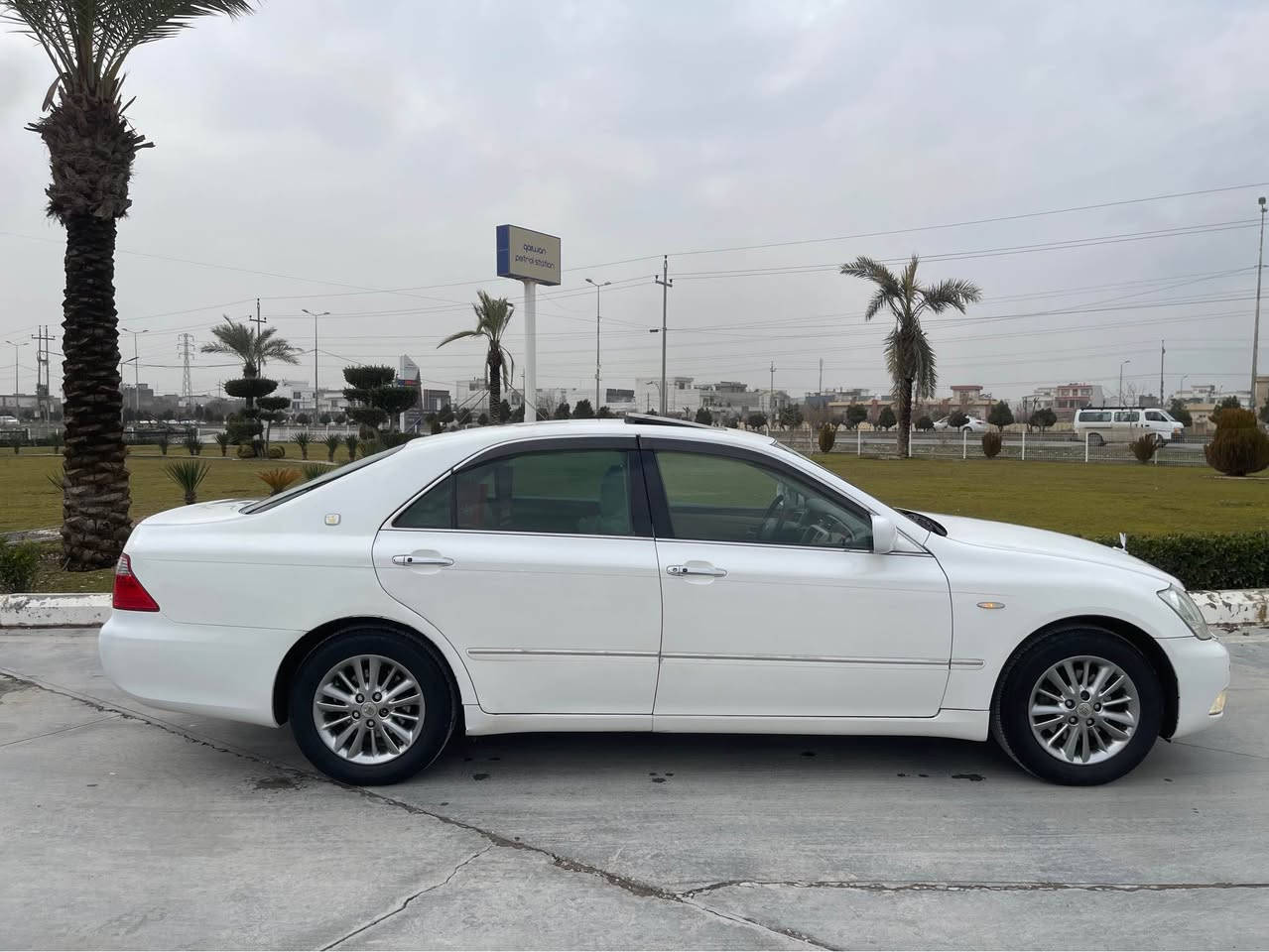 سلام علیكم 
شاهینە ڕۆیاڵ  ٢٠٠٥ی ١٨٢
بڕاوە وەك ساغ جوانە 
پاشای جادەوبان  بەسمە 
ناوزەرد 
كامیڕە 
شاشە
سڵایت
حاسەی پشت و پێش 
دەبڵ گێڕ
ساردی و گەرمی 
كامل مەسرەف كراوە تایەی تازە 
ویل بیلاد نەوتی 
هەیكەلی و ناوی زۆر جوانە 
ڕووبەڕووزۆر جوانترە 
شوێن ڕانیە 
نرخی ٥٤ كەمێك 🤏معامەلە 
تكایە مشتەری نی یان زۆرت حەز لێنیە  تیل مەكە 🙂
*********** رانية, السليمانية
