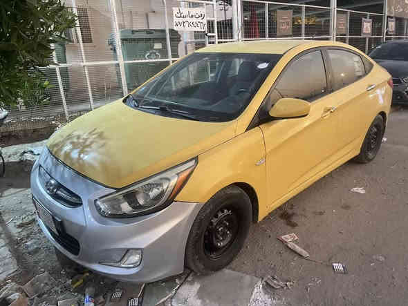 ‏أكسنت 2015 وارد أمريكي بيها باب تبديل خلفي مكينة كير جاهزة السيارة تبريد سنوية 29 ما بيها نقص السيارة هيئة صفرة السعر 78 قفل للاستفسار الاتصال على الرقم
***********
