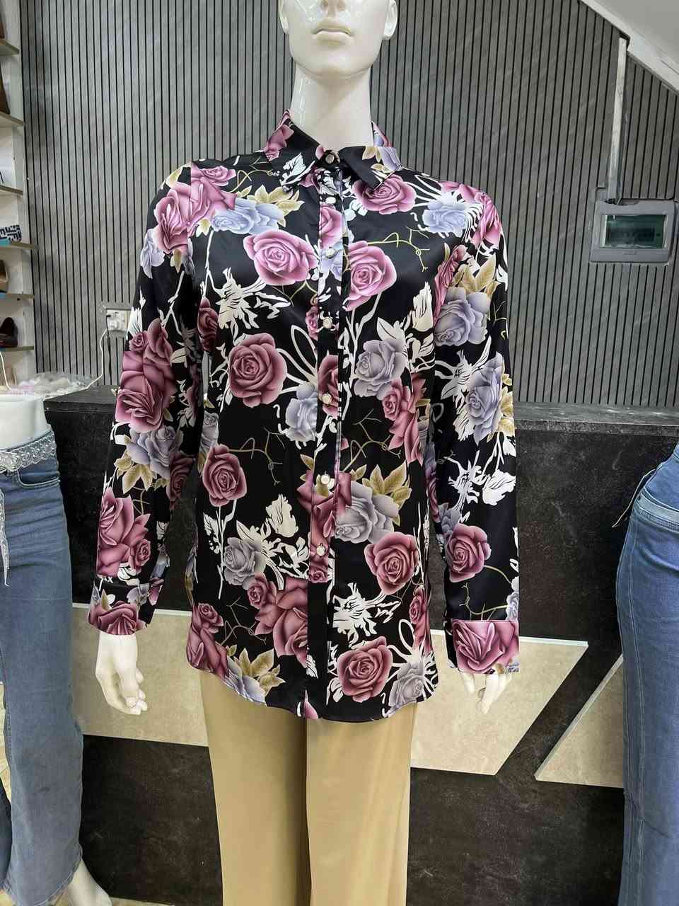 #سوتات_نسائي موديلات تجنن  ✅👍

#قياسات 40____54 حسب الموديل 

#العنوان الديوانية شارع الوكفه قرب فلكة العلماء مجاور سيراميك عيسى ابن مريم (مجمع النور سابقاً) ✅

#تتوفر_خدمة توصيل داخل الديوانية ولجميع محافظات العراق ✅
#للحجز مراسله الصفحة او الاتصال *********** واتساب.✅
