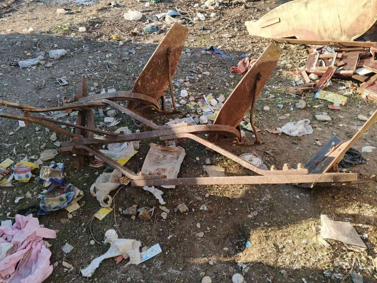 عنتر مع فدان. لبيع. نكره سلف. محرك هدروليم مابي عيب كهربايات شغال باور مابي ماعيب.موديل 81 سعر 3ملاين وربع بي مجال ‏‪***********‬‏
