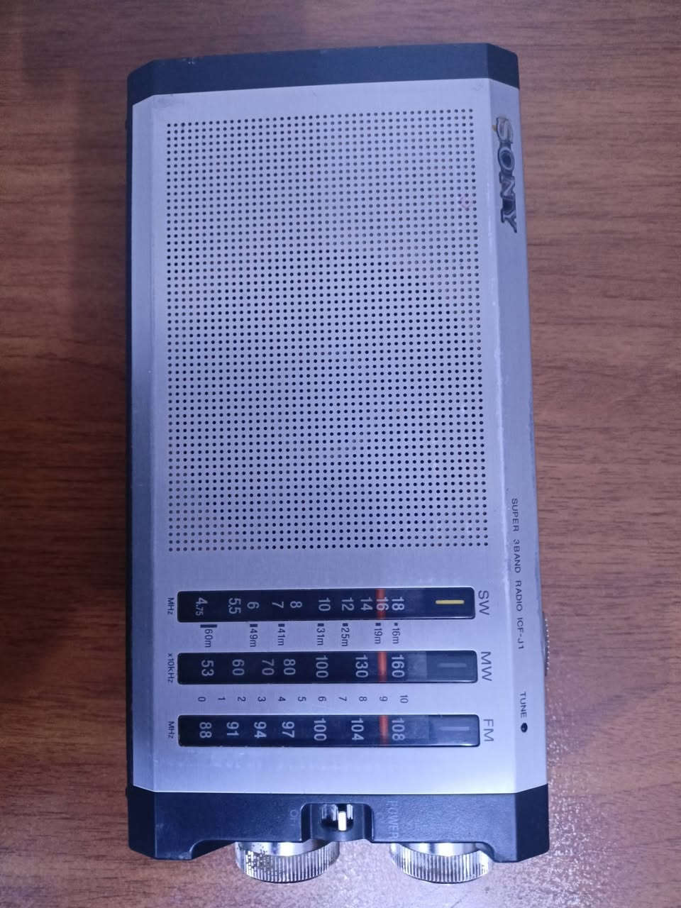 وينهم جيل الطيبين ،راديو سوني SONY ياباني اصلي  بحالة جيدة ، اترك سعرك وآني اراسلك


**إذا كنت صاحب هذا الإعلان وتريد حذفه لأي سبب، رجاءا أرسل رسالة إلى الدعم الفني**