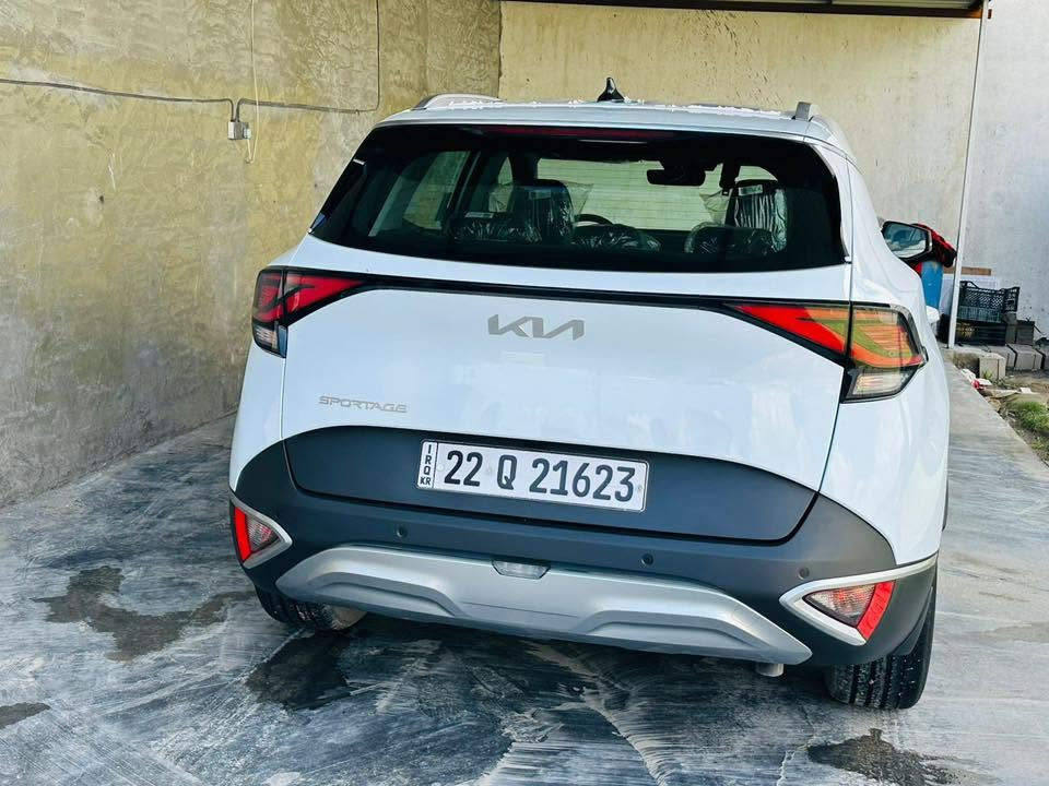 السلام عليكم سبورتج موديل ٢٥ ماشيه ٨٠٠٠  
زيرو 🚘بيع او  مراوس حسب القناعه معروضه ٢٢٠ وبيها مجال سياره كفاله من كلشي بعدها داخل الضمان 
***********
