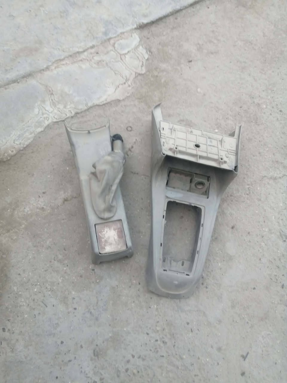 سلام عليكم غراض شيري كوين للبيع للاستفسار *********** كلمن وسعره
