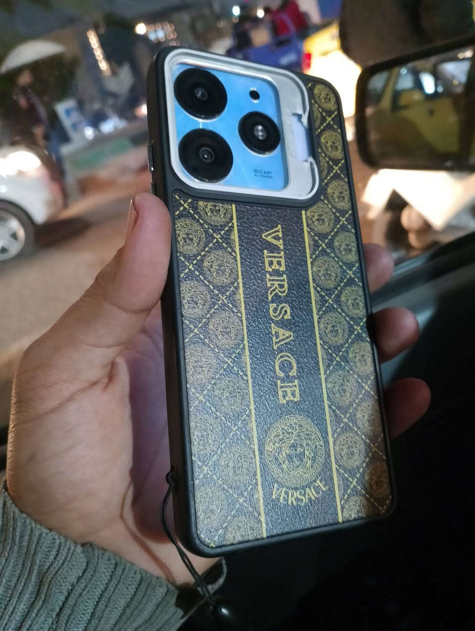 تكنو سبارك 10 متوازي عليه ذاكره 128 بي ضربه بل شاشه ما لها تاثير عل شاشه  محميه ب لزكه ضد الكسر اصليه ضد الكسر  سعر ب 50 بس


**إذا كنت صاحب هذا الإعلان وتريد حذفه لأي سبب، رجاءا أرسل رسالة إلى الدعم الفني**