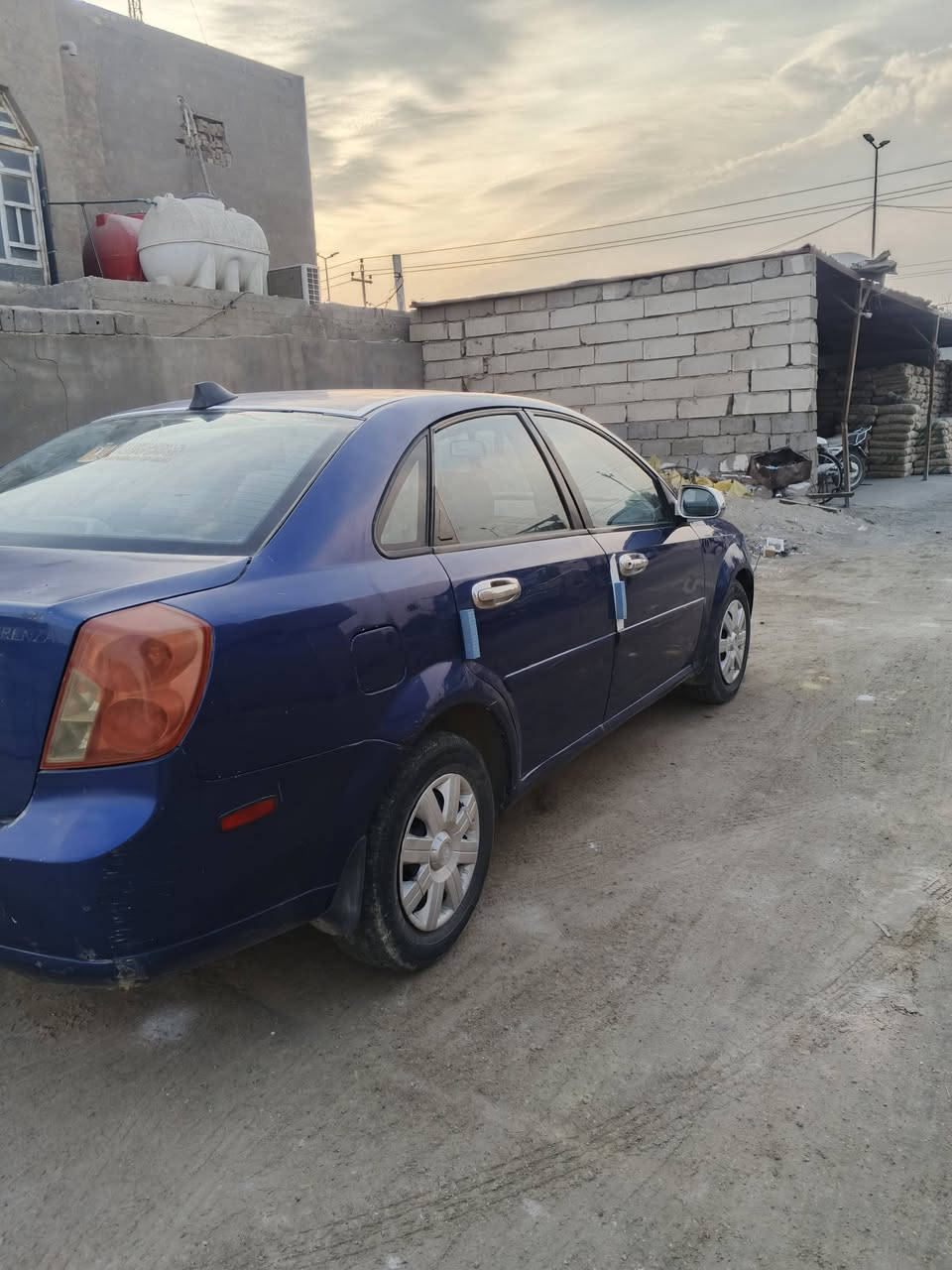 السلام عليكم للبيع او مراوس بي ام كون نضيفه فورنزا سازوكي 2007 رقم بغداد انكليزي جاهزه بيه قطعه وحده تبديل محرك 2000 السعر 67 وبيه مجال مكان الشوملي الاتصال على الرقم ***********/ ***********
