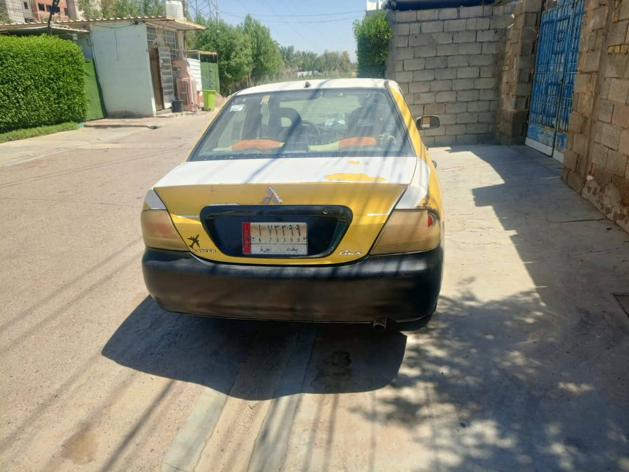 لانسر مسيبوشي  2010بغداد نصيفه كله شغال تبريد شغال لسعر 60بيهه مجال حك لجيه ***********

