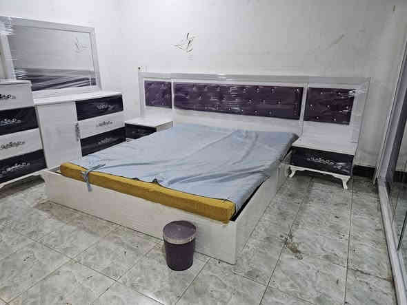 غرفه نوم للبيع نظيف كلش كامل سعر 450 الف فقط سارعو بل حجز *********** كركوك ***********
