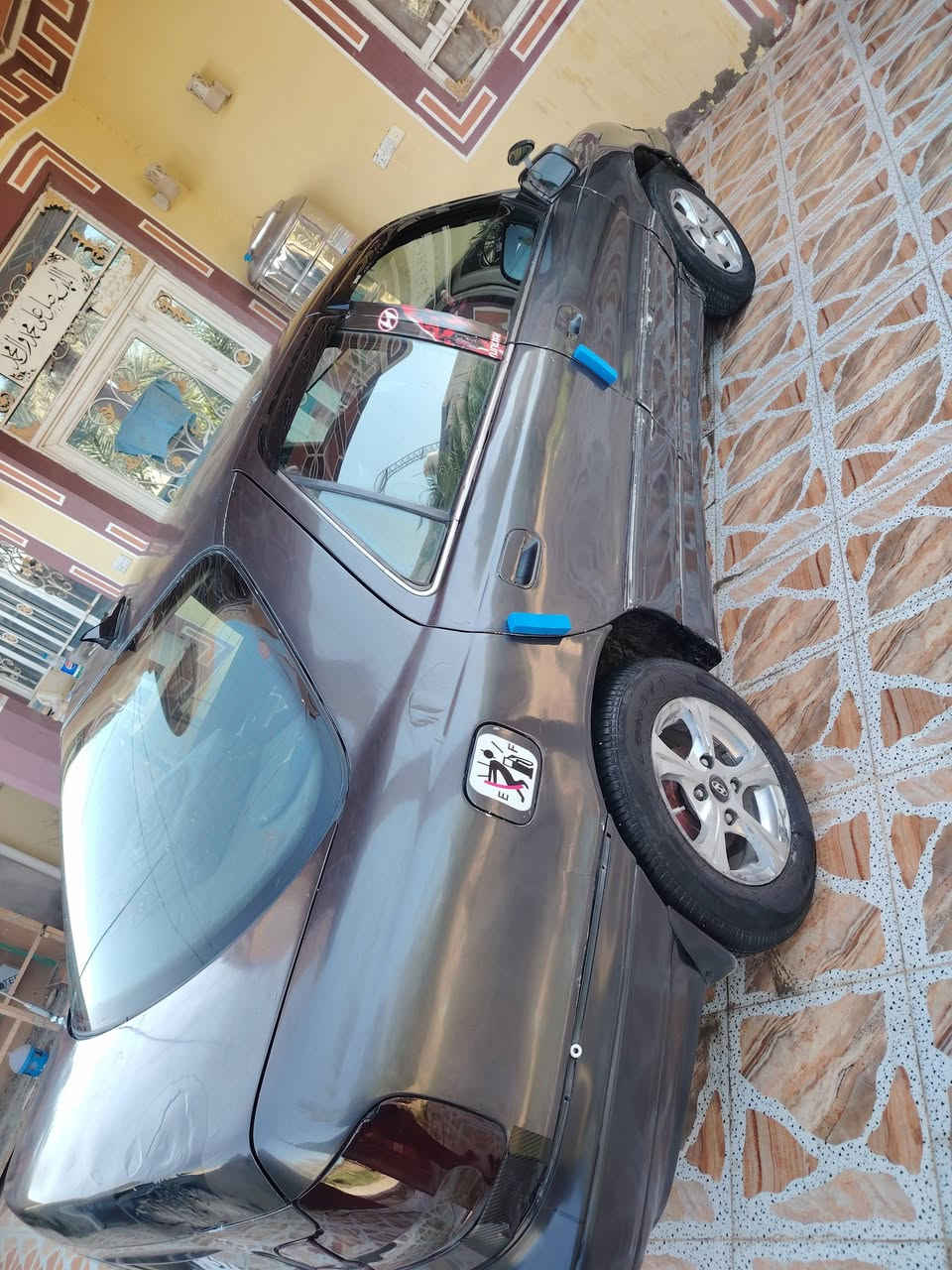 السلام عليكم سياره الانتره دمعه للبيع سياره محرك كير خير من الله فرممات بلاديه سماعات 4 شغالة جام كهربائي سياره لا خياس لا لحيم كل شي مابيهه السعر 35 وبيهه مجال ديالى ناحيه ابي صيده رقم التلفون ***********
