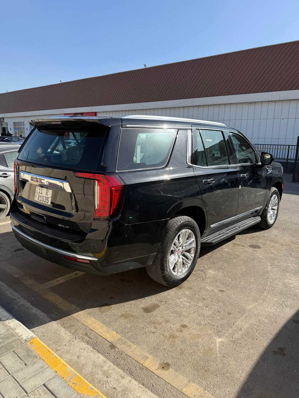 السلام عليكم 
جمسي slt
2024 
ماشيه ٢٠ 
مكفوله كفاله عامه 
مغلفه ppf 
حتى الجامه الاماميه  مغلفه 
مكانه بغداد الكراده شارع ٦٢ 
للاستفسار *********** بغداد, العراق
