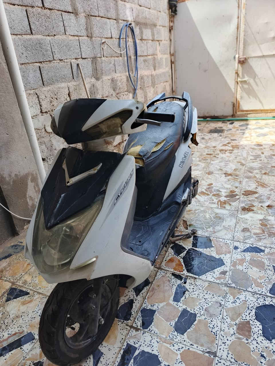 سلام عليكم دراجه سكنس طافيه ما اعرف شبيها سعرها ٩٠ الف 
عنوان كربلاء الامن الداخلي رقم  ***********
