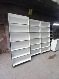 خزائن • ٤ قطع