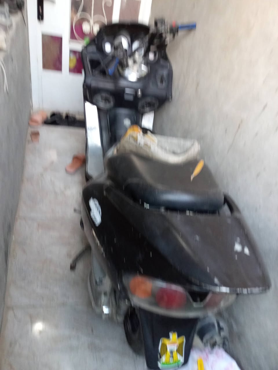 سلام عليكم 06 للبيع مكاني بغداد رقم ***********
