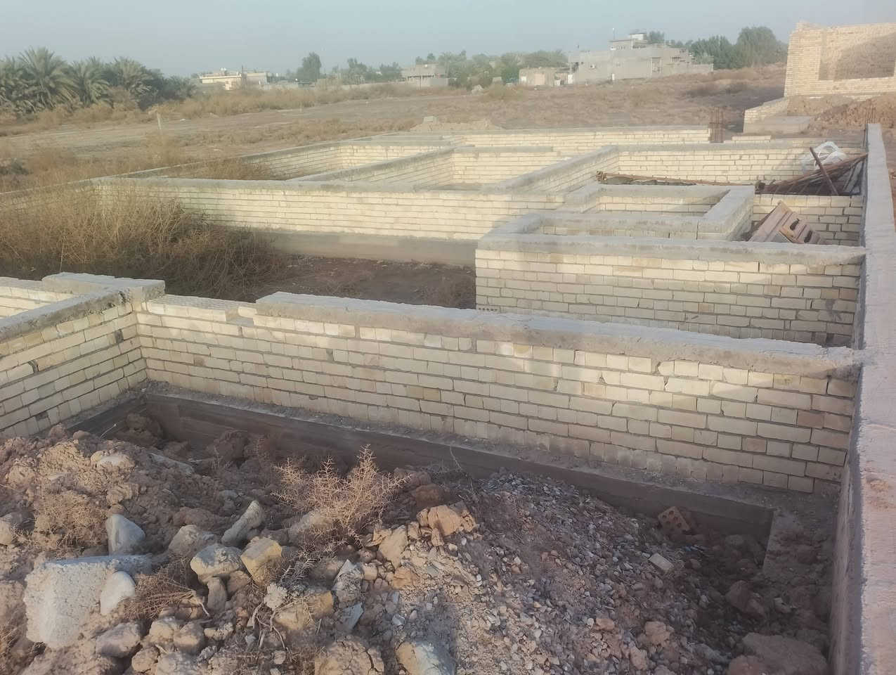 السلام عليكم بتلو ٢٥٠ متر طابو سند ٢٥ السياحي مقابل بانزيخانه أبو زياد الرقم ***********
