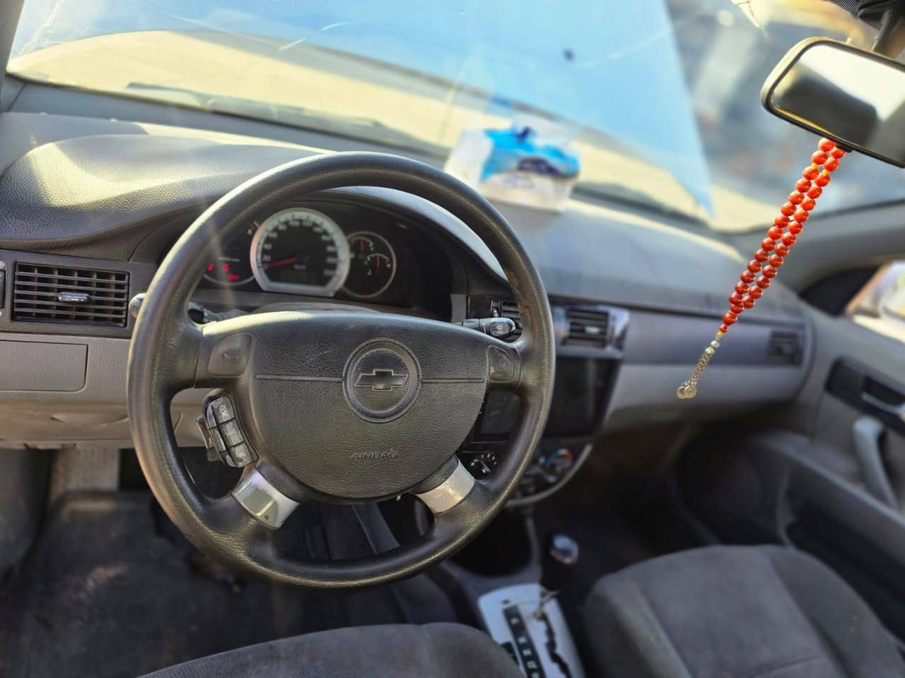 السلام عليكم سياراه شوفرليت اوبترا موديل 2010
هزه وسنويه ل سنة 2031 السياره بأسمي 
السيارة جديدة بمعنا الكلمة مكفوله من الضربة السيارة احلة من الصورة رايدها 82 وبيها مجال 
المكان ديوانيه ام الخيل الأوله
الأستفسار 
***********
***********
