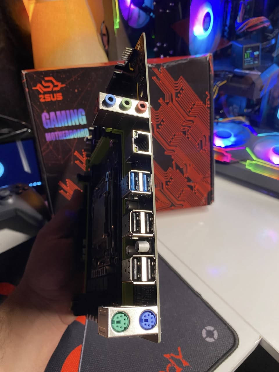 سلام عليكم
كومبو بورد ومعالج 

بورد x99 تدعم رامات ddr4
معالج E5 2680 v4

سعر : 40 الف

متوفر توصيل لكل العراق 5 الف


**إذا كنت صاحب هذا الإعلان وتريد حذفه لأي سبب، رجاءا أرسل رسالة إلى الدعم الفني**