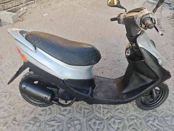 بسم الله: دراجة سايم 90 مكينة بلادية شغالة سلف هندر كهربائيات وبريكات كلها شغالة
السعر: 275
العنوان: الرمادي شارع 17
للتواصل: خاص او ***********
