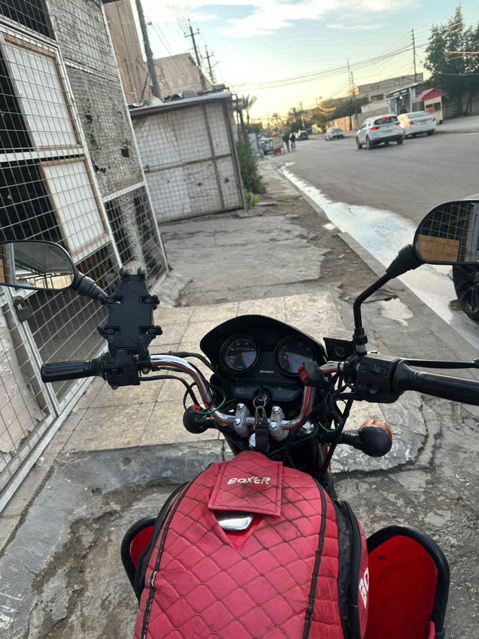 سلام عليكم بوكسر 22 اواراق موجوده مدوفوع كمرك بس استنساخ بيه صوت كام شفت خفيف من غير ذني دراجه كفاله عامه مكاني غزاليه ش الضغط سعر مليون و150 وبيها مجال حق الجيه *********** متواجد وأتساب فقط
