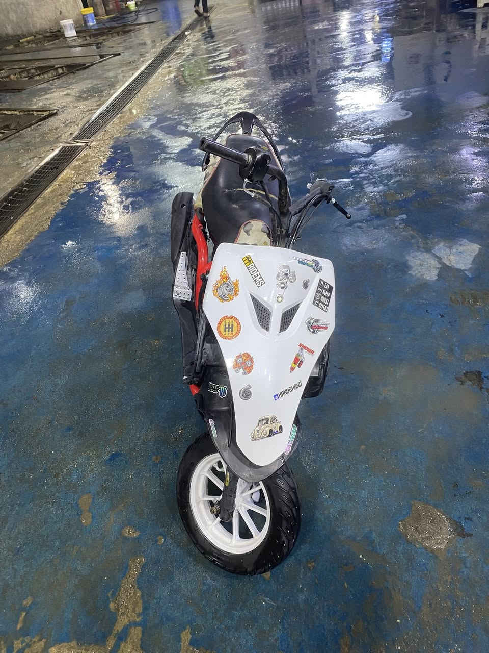 السلام عليكم ماكس تعمير جديد بوشه 55 شلعه ومعدل قويه بيها كشن رياضي وصدر رياضي وكلجاتً رياضي وشيال رياضي اصلي وصالنصه أف أم كفر 4سعرها ب٣٧٥ بيها مجال بسيط جداً مكاني حي اور رقمي ***********
