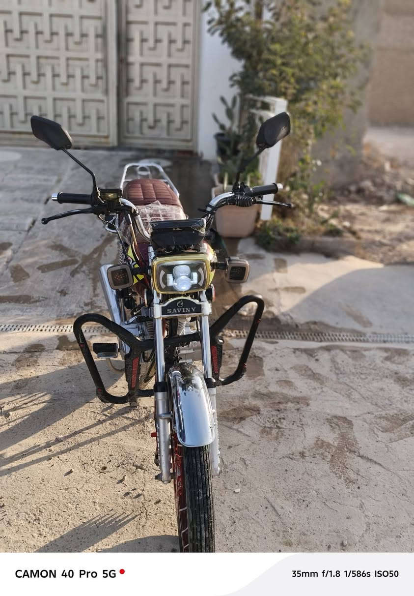 السلام عليكم
ايراني 2024مامفتوح بلادي
كله شغال من بدايته النهايته
منفيس موجود
شاشه شغاله وعداد سرعه شغال
اشاير دبل شغالات
مكينه ناعمه
صلنصه موكاتم
سعرها 650مكاني سامراء حي المثنى


**إذا كنت صاحب هذا الإعلان وتريد حذفه لأي سبب، رجاءا أرسل رسالة إلى الدعم الفني**