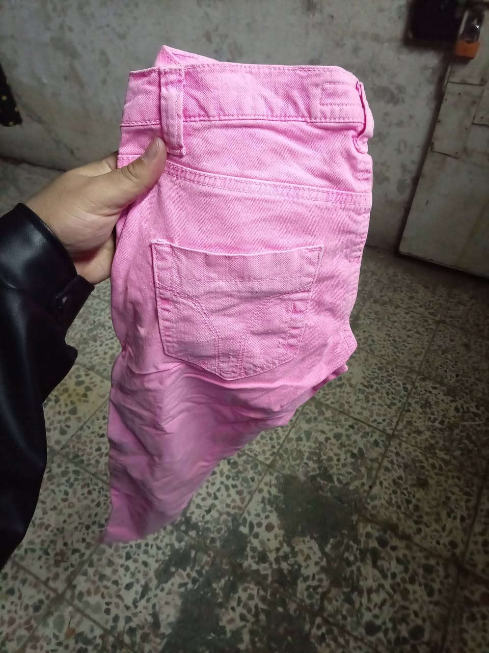 بنطرون جديد سعر قطعه الفين  والكميه خير من الله


**إذا كنت صاحب هذا الإعلان وتريد حذفه لأي سبب، رجاءا أرسل رسالة إلى الدعم الفني**