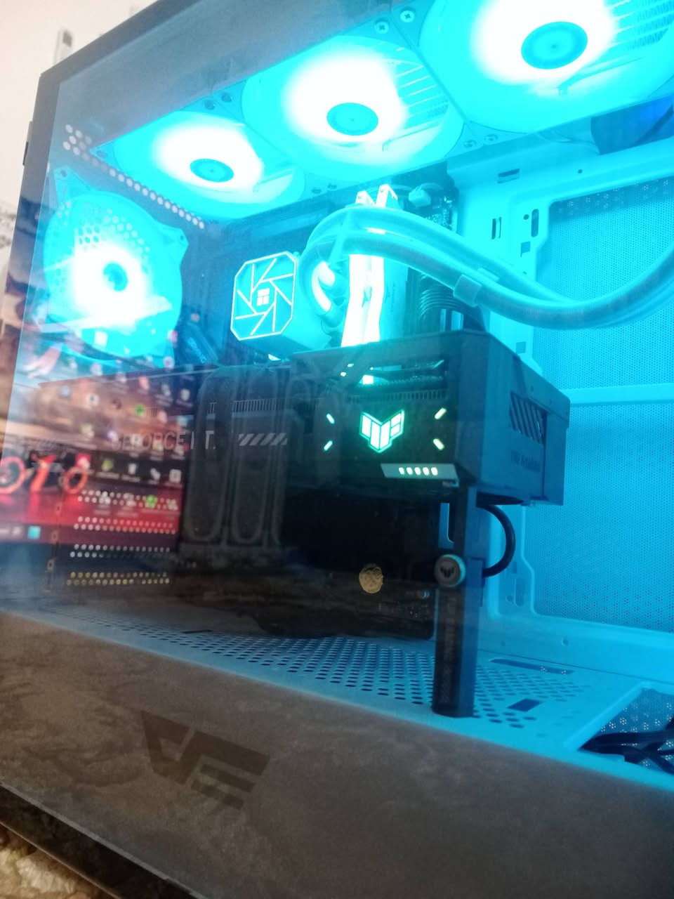 ‏سلام عليكم تجميعه للبيع استخدام أقل السنه وما افتحها قليل بل اسبوع اشغلها يجوز يوم يومين هيج اني طالب سادس و اريد ابيع السعر خاص
‏GPU:5070 ASOS TUF Gaming

‏CPU: Ryzen 5 7600 

‏RAM: 2*16 32 T-force 6000

‏Power:750

‏Motherboard: B850 Gaming wi-fi 6

M.2 1t 

‏مبرد مائي ثيرمل لايت 3فان

كارتونات القطع كلها موجوده 

‏ادمن ❤️


**إذا كنت صاحب هذا الإعلان وتريد حذفه لأي سبب، رجاءا أرسل رسالة إلى الدعم الفني**
