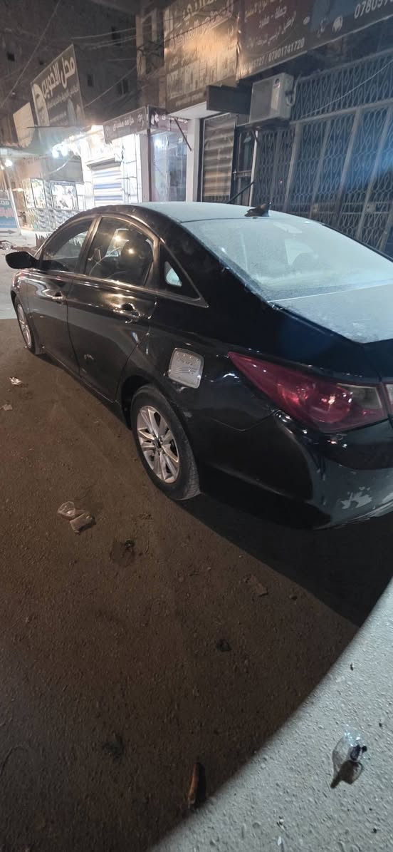 سلام عليكم
سوناتا 2011 للبيع امريكيه بيه ضربه الجاملغ الخلفي عكس السايق رقم بغداد ابيع حزام محرك 2400 GD السعر 93 وبيه مجال مكان حله قرب جسر الهنود غير متواجد ع الفيس  للاستفسار اتصل ***********
