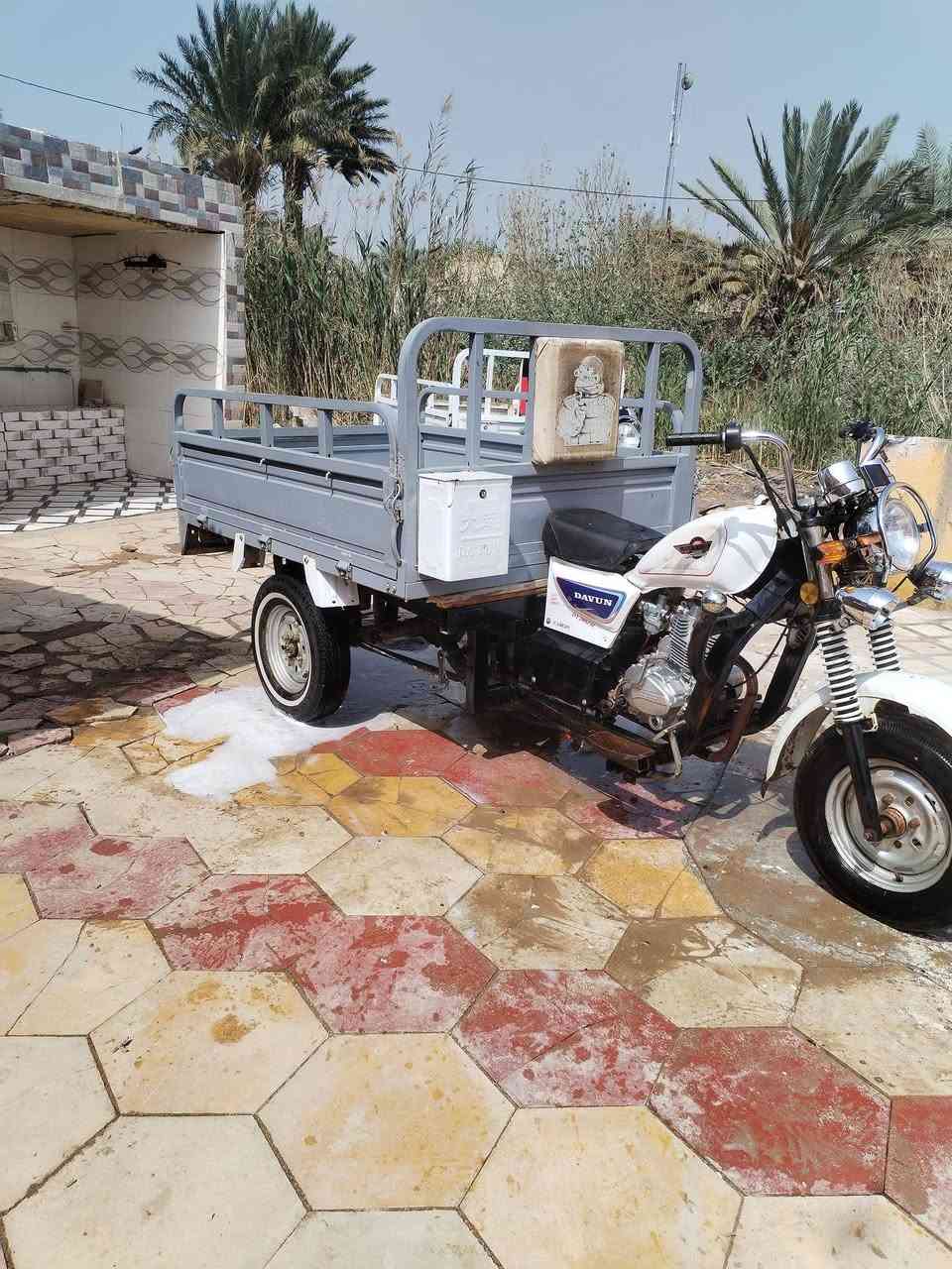 سلام عليكم ستوته للبيع مديل 2021  اوراقهه كامله مكينتهه كارتون شاصي كفاله ستوته جاهزه من الطول للطول ماناقصهه شي السعر مليون او 700 او بيهه مجال مكاني الشطره عله طريق الدوايه هاذه الرقم ***********
