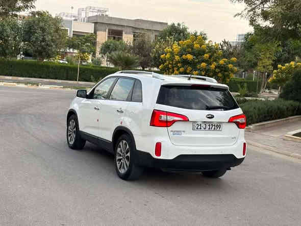 للبيع كيا سورنتو 2014 خليجي شركة البخيت 
سيارة من 2014 ايد وحدة
مكفولة كفالة عامة من صبغ والحادث
فقط بيها بارد مكانين والسونار موجود
رقم سليمانيه بسمي كله جديد
محرك 4 سلندر 2400 دوش

مواصفات فول بس بدون وبانوراما
بصمه تشغيل 
بصمة بيبان
بصمة صندوق
لد أمامي 
لد خلفي
حساس امامي 
حسلس خلفي
كشن كهرباء
داخل صاج
استيرن صاج 
بلوتوث
بردات بلادي
7 راكب 
3 قطع تبريد 
تحكم ستيرن 4 جهات 
مانع انزلاق 
مري شفط 
اشاير مري
كاميرا بلاد وشاشة بدشبول
ويل كب 19
علما سيارة جديده مابيها نقص

الــســعــر 🟥 :: الـــرد تـلـقـائـي 💎

رقم صـــاحب السيارة: ***********
