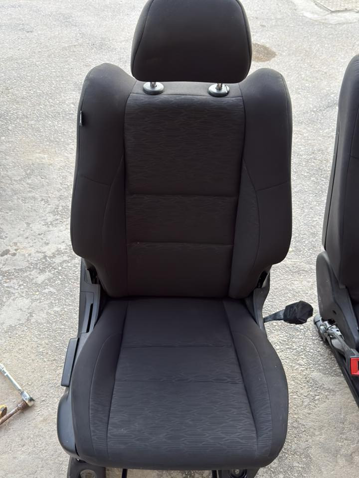 كشنات دورنكو موديل 24 فقط امامي 200$
***********
