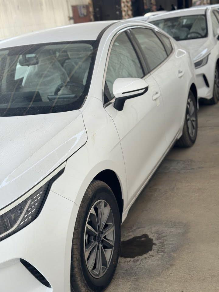 ((كاعيات وكارت وبصمة تشغيل وغراض كاملة))

  ديسترويرBYD 2025. زيروو

♦️محرك 1500cc
HEV كهرباء+بانزين+شحن♦️
♦️دخول ذكي بطاقة NFC
♦️كشنات جلد ابيض رياضي
♦️قطعتين تبريد
♦️كير ماوس
♦️بصمة زجاجية
♦️انظمة قيادة
♦️هاند بريك كهرباء + اوتوهولد
♦️ستيرن رياضي
♦️شاشة وسطية قلابة
♦️كامرة خلفية
♦️كشافات زينون 

للاستفسار(***********)☎️
((شركة حازم حياوي))
((بغداد الحبيبية مقابل ملعب المدينة))
