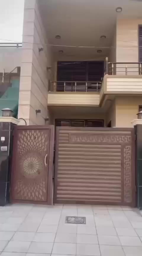 بيت للبيع حي الجامعه 158م واجه 7.25م نزال 22 الاستفسار مكتب ***********
