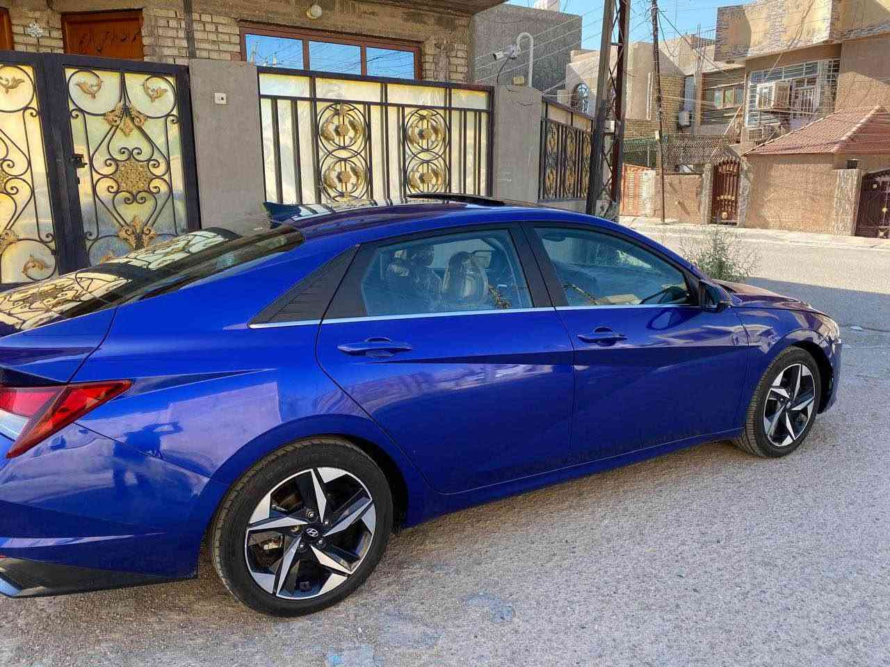 السلام عليكم ورحمة الله 
هونداي النترا 2023 هايبرد امريكي 
فول واحد على واحد 
حادثها من امريكا كلش بسيط بالقمارة فقط وموضح بالصور وبيها رش بالبنيد فقط لالغد لاشواصي لا ايرباك طاگ 
السعر 132$
حيدر ابو الحسن *********** بغداد, العراق
