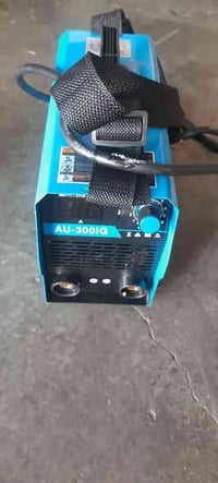 للبيع كمبريسر هواء حجم صغير جديد غير مستعمل  ماكنة لحام حجم صغير جديد ...