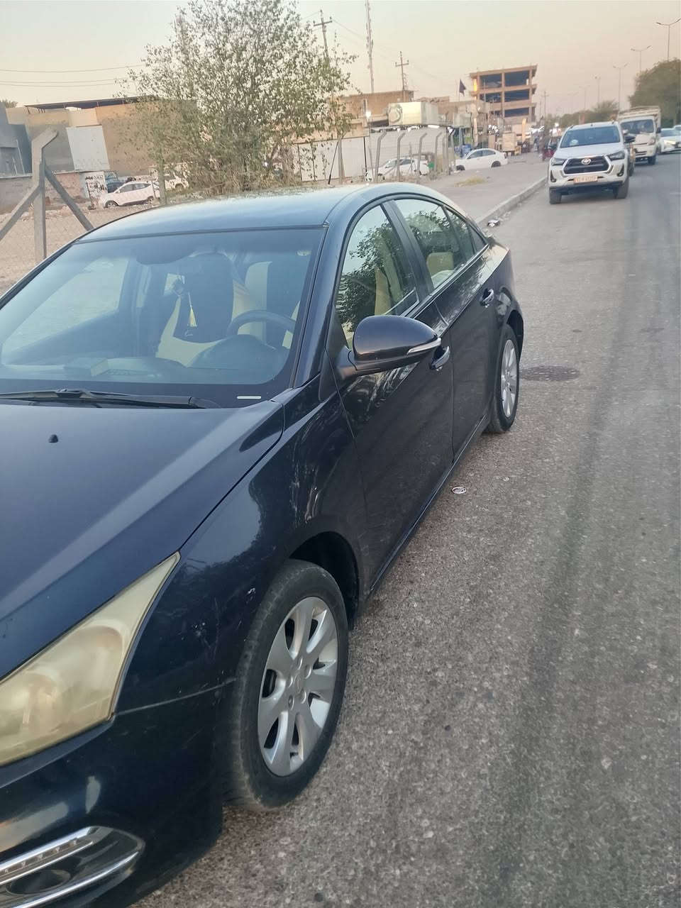 السلام عليكم كروز 17 خليجي رقم سليمانيه انكليزي ربع  جاملغ الامامي عكس السائق بدون دواخل السعر 78 وبيه مجال ***********
