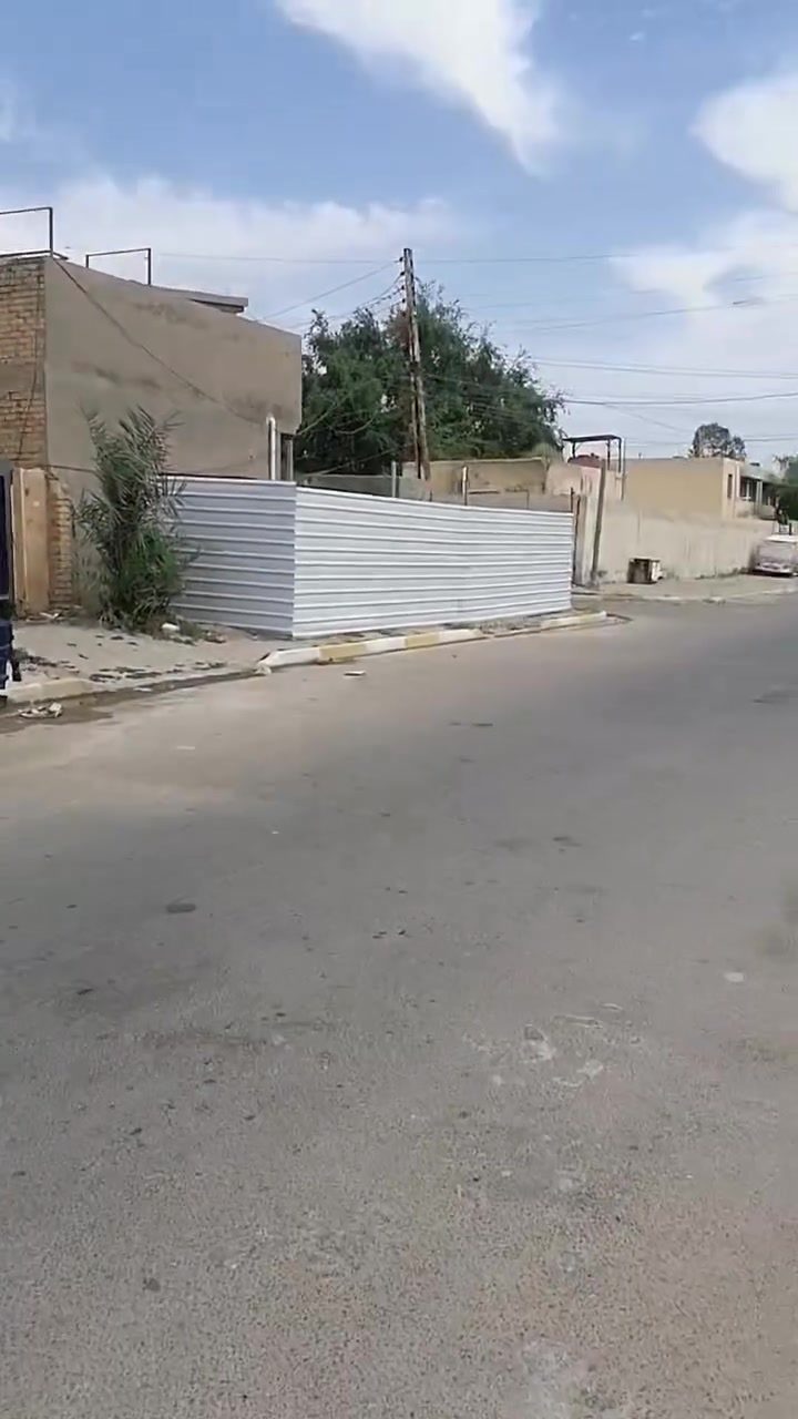 سلام عليكم بيت يجار ١٠٠ متر قاط جريخي شارع محلة ماقبل مدرسة الحكيم
يجار ٢٥٠ قفل
رقم الهاتف ***********
